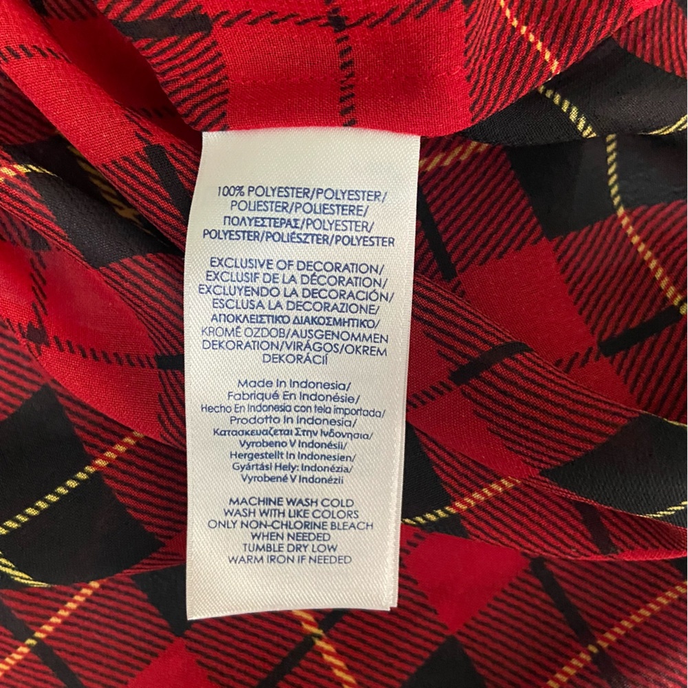 Chaps Red Plaid Button Down Lightweight Shirt Top -Women’s Large - Picture 10 of 11